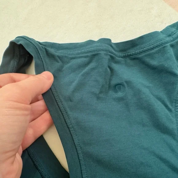 Love Tank - Picture 3 of 4